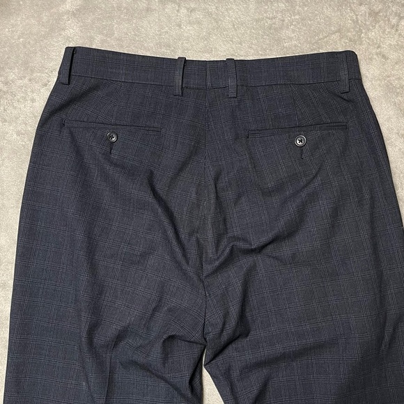 Daniel Cremieux Signature Collection Plaid Men's Pants Trousers - Size 32x30 - Picture 6 of 13